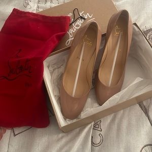 Christian Louboutin nude pumps size 9.5 us / 39.5 eu